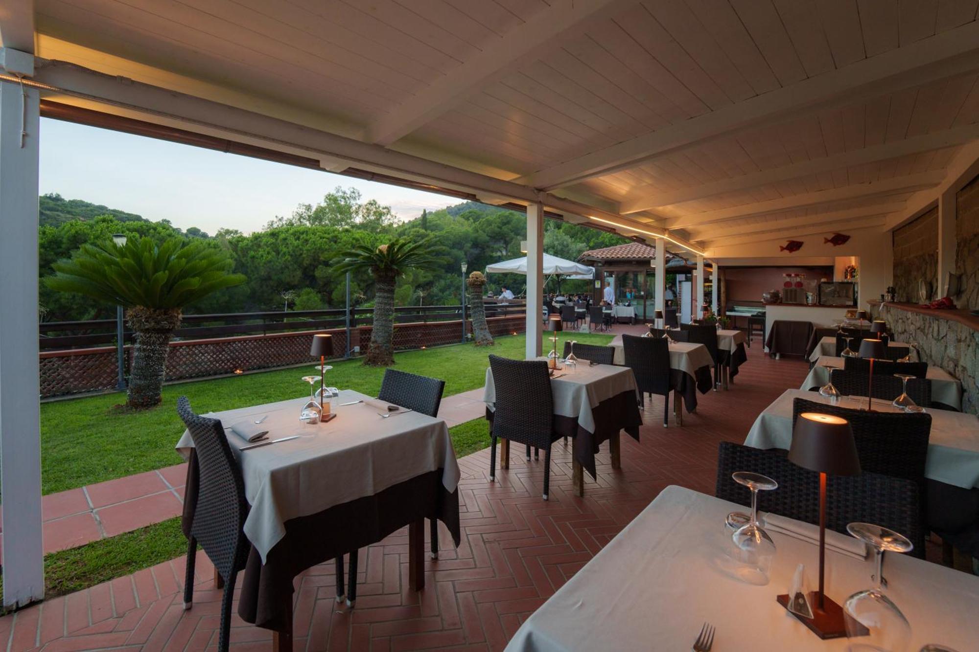 Hotel Lo Scirocco Fetovaia Extérieur photo