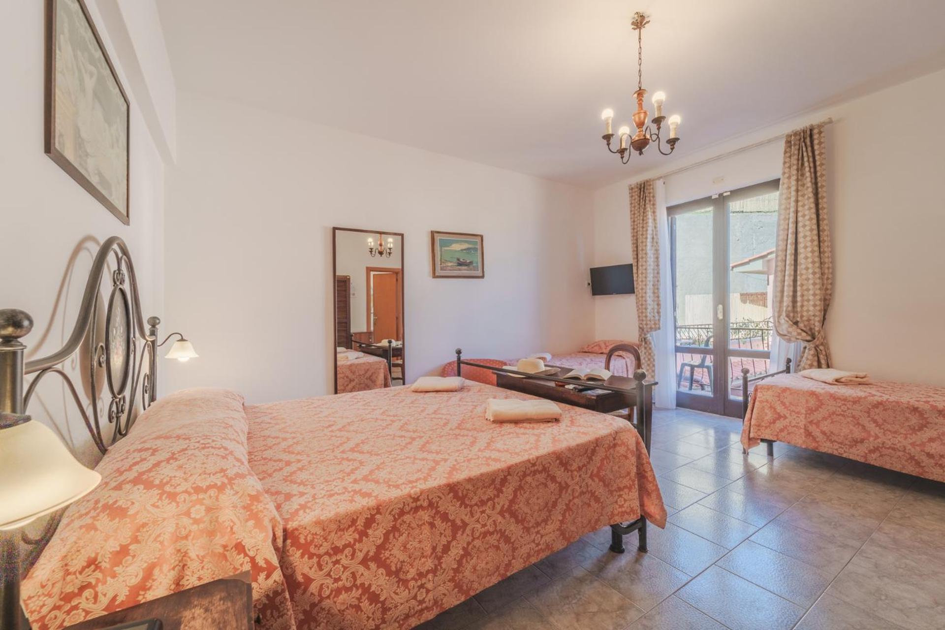Hotel Lo Scirocco Fetovaia Extérieur photo