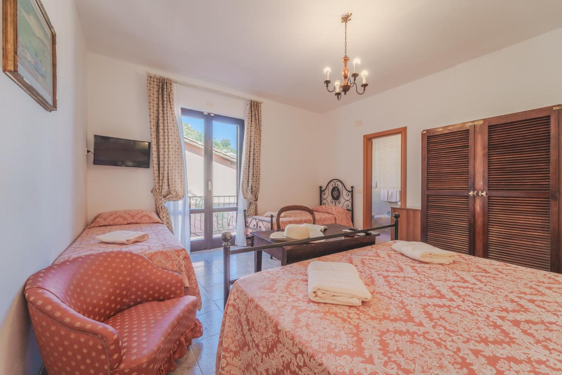 Hotel Lo Scirocco Fetovaia Extérieur photo
