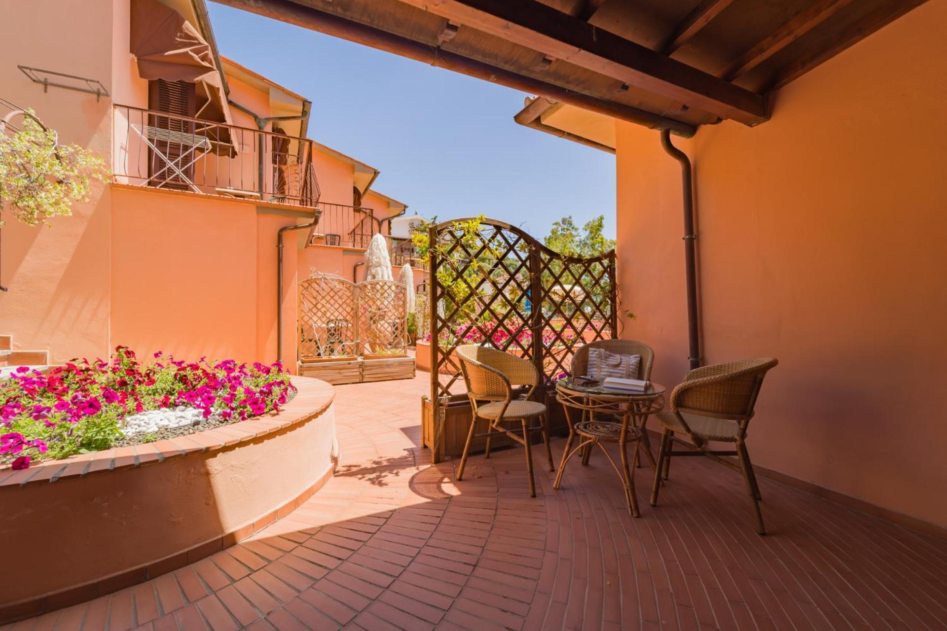 Hotel Lo Scirocco Fetovaia Extérieur photo