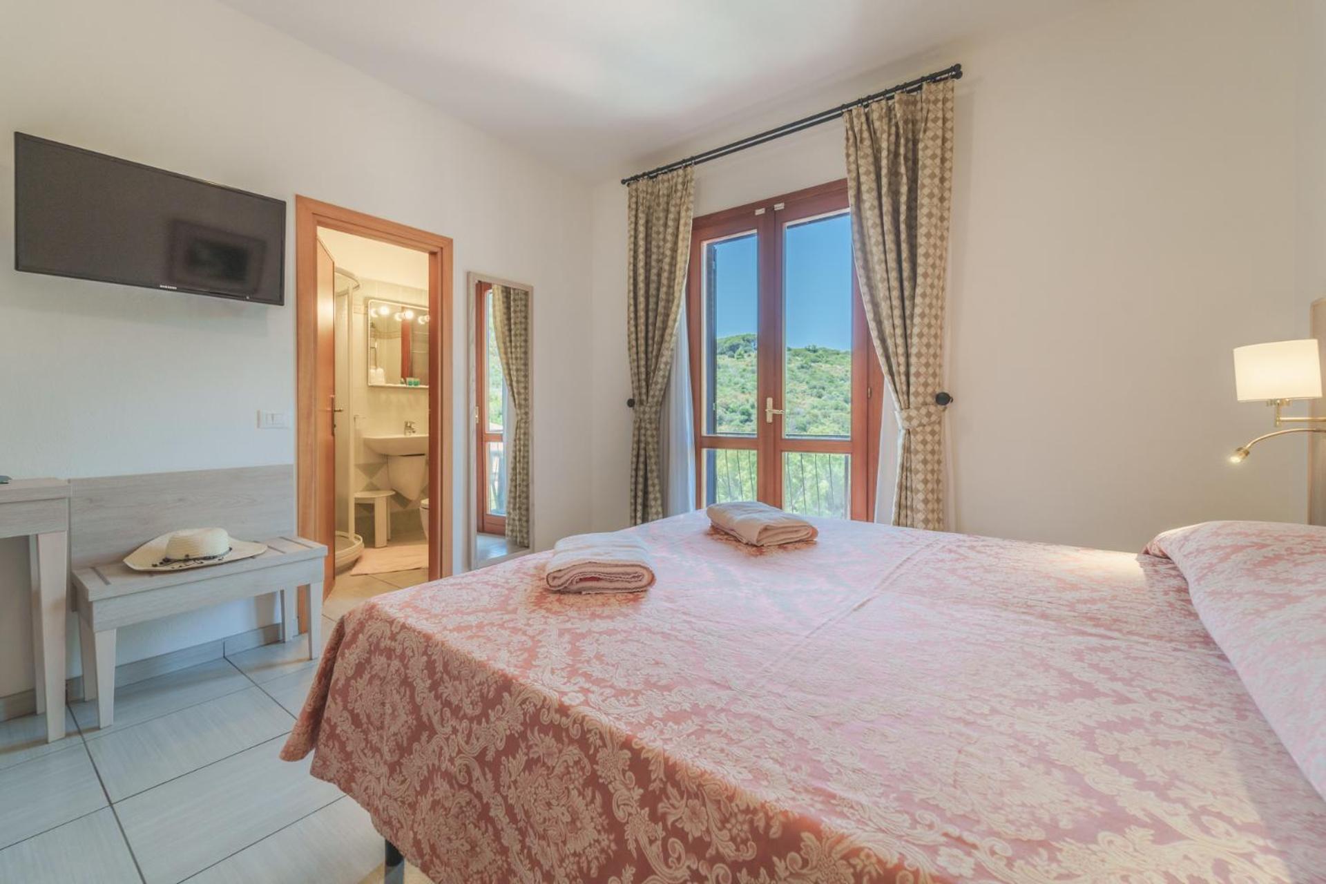 Hotel Lo Scirocco Fetovaia Extérieur photo
