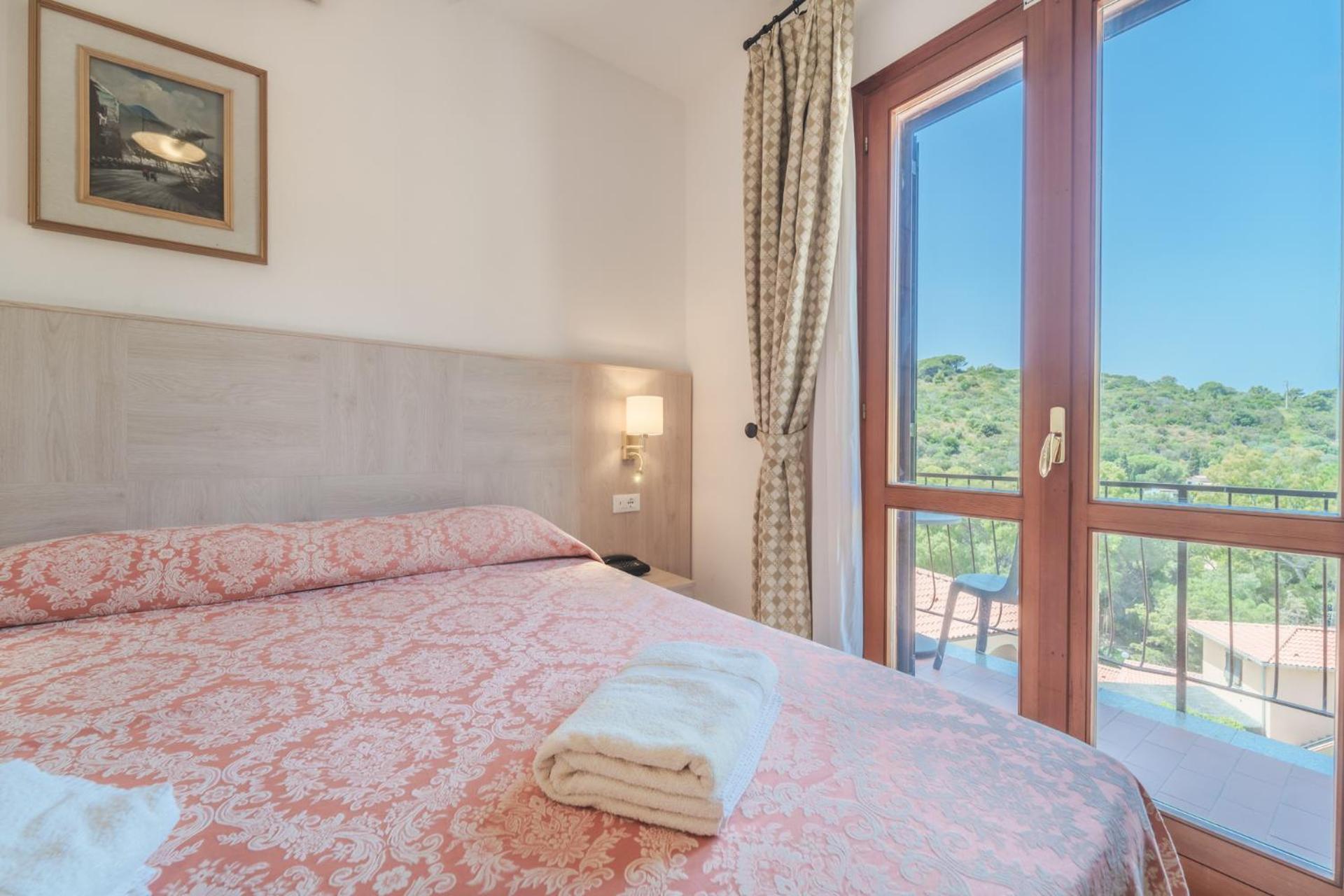 Hotel Lo Scirocco Fetovaia Extérieur photo