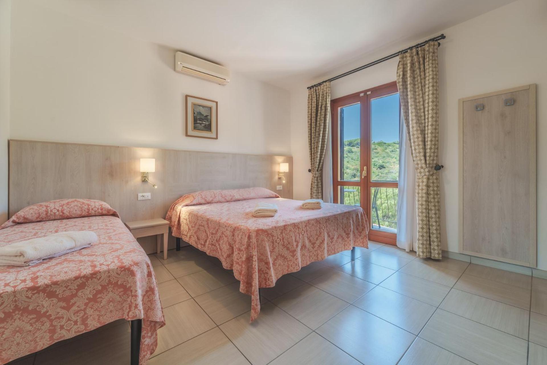 Hotel Lo Scirocco Fetovaia Extérieur photo