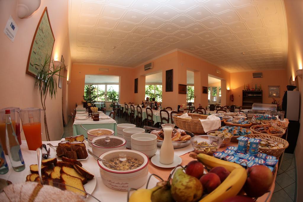 Hotel Lo Scirocco Fetovaia Extérieur photo